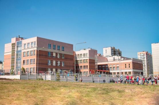 Детей из дома в Кривошлыковском обещали устроить в школу и детский сад микрорайона Суворовский Детей из дома в Кривошлыковском обещали устроить в школу и детский сад микрорайона Суворовский