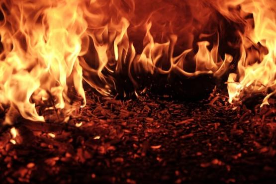 Пожар на нефтеперерабатывающем заводе в Ростовской области локализовали